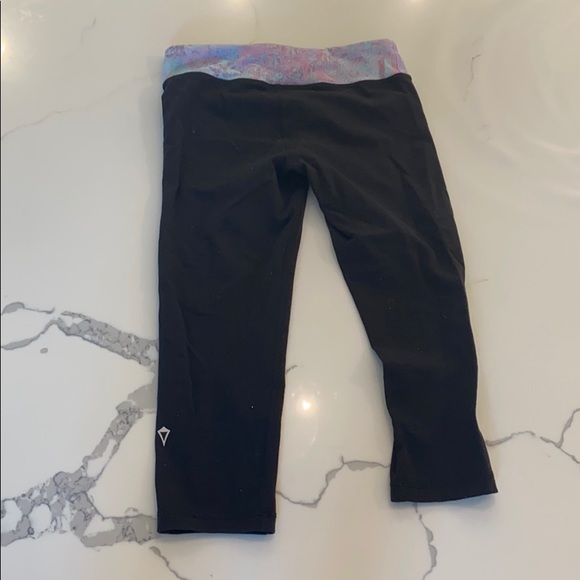Cropped Ivivva leggings - Picture 2 of 5